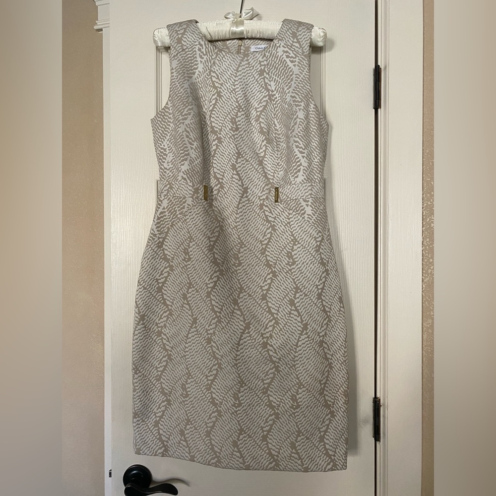 Calvin Klein sleeveless lined ponte. Size 10.